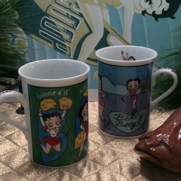 Other - Betty Boop Mug Set